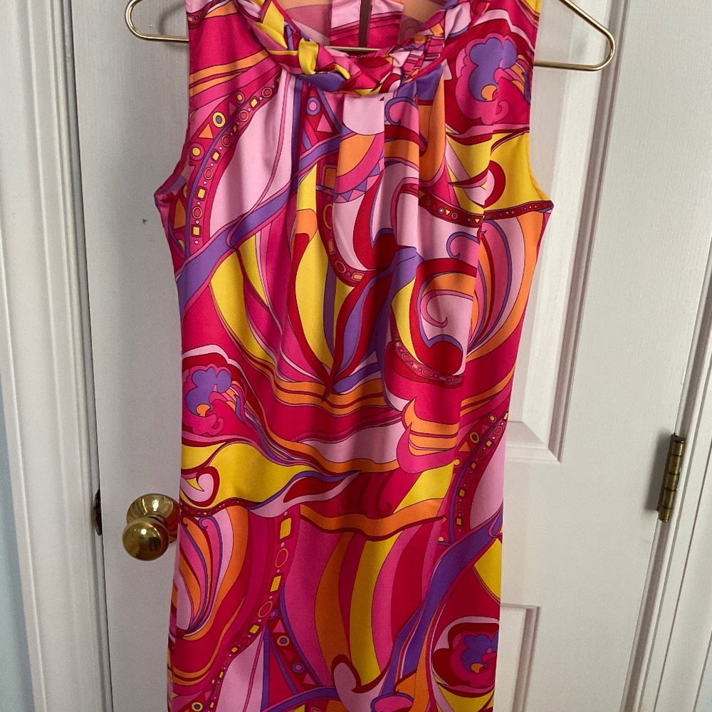 Tracy Negoshian Pucci-like print dress